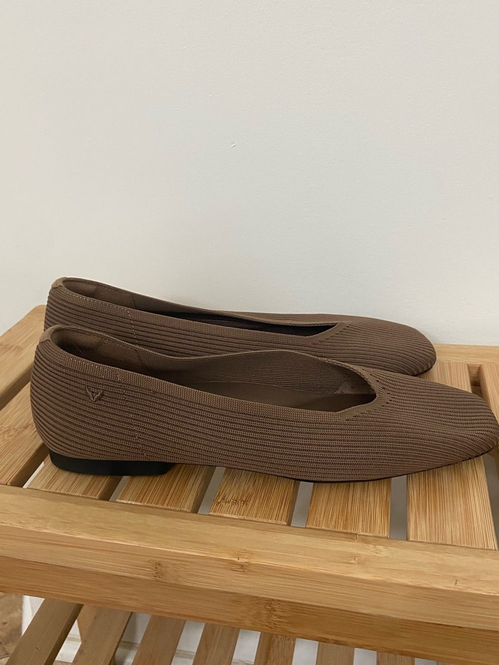 NWOB Vivaia Brown Square Toe Washabl Knit Ballet Flats — Women's Slip-On Loafers